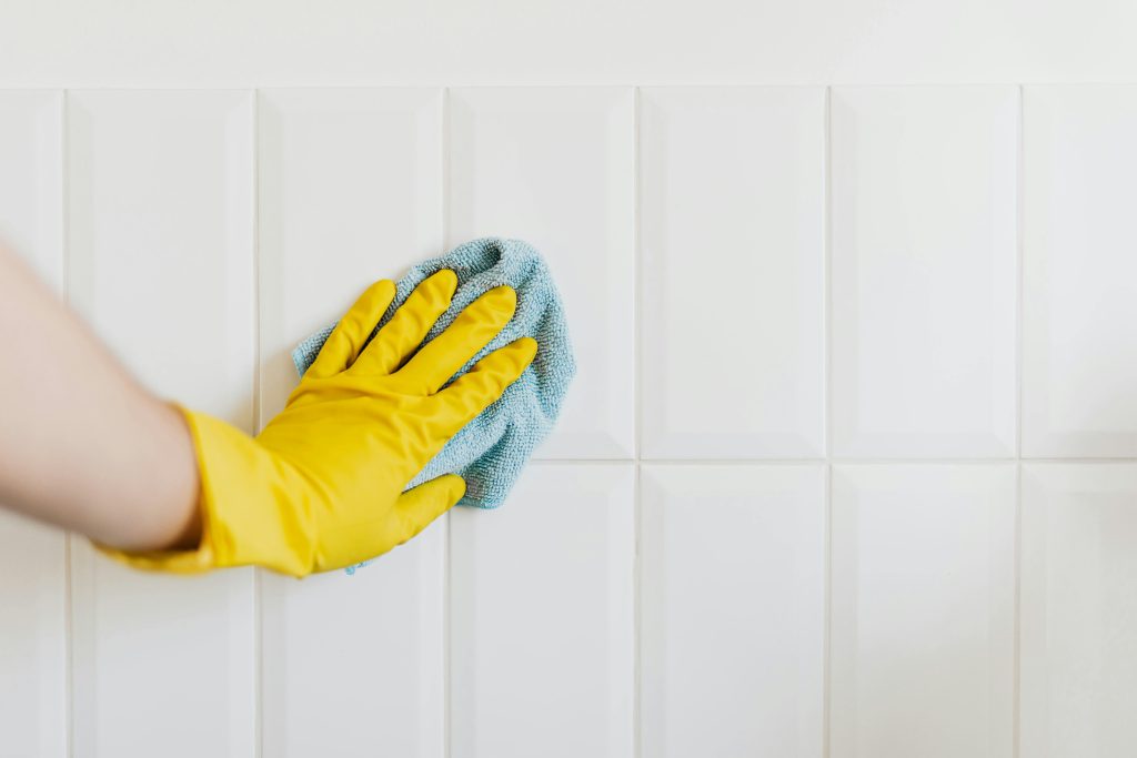 deep tile cleaning